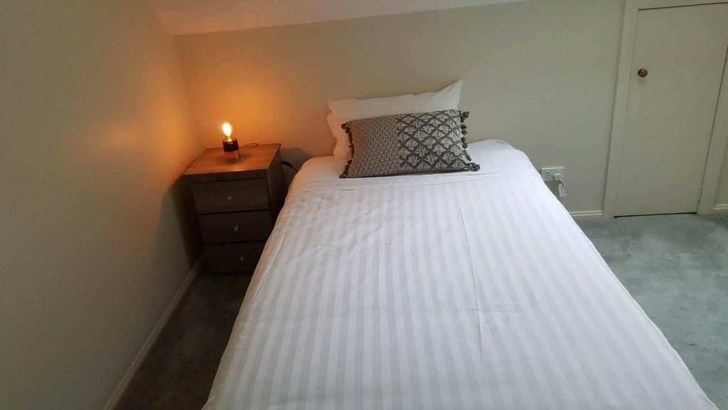 City Townhouse Walking Distance To City Launceston Exterior foto